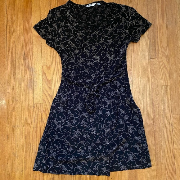 Mexx V-Neck Dress Size Small - Picture 1 of 4